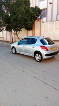 voitures-peugeot-207-2011-allure-ain-defla-algerie