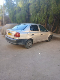 voitures-toyota-echo-2004-oum-el-bouaghi-algerie