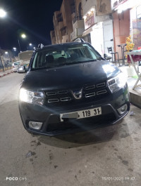 voitures-dacia-sandero-2019-stepway-oran-algerie