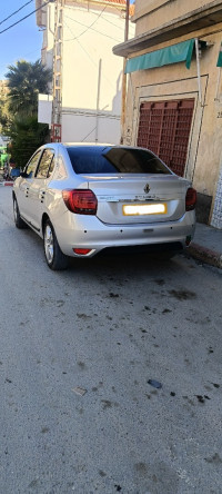 voitures-renault-symbol-2018-miladi-exception-souk-ahras-algerie