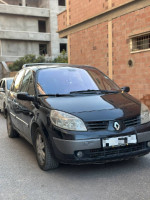 voitures-renault-scenic-2004-el-hachimia-bouira-algerie