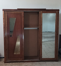 chambres-a-coucher-chamber-excellent-etat-bois-rouge-بيها-بسومي-والماطلة-prix-fix-misseghine-oran-algerie