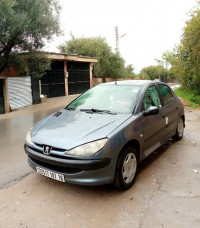 voitures-peugeot-206-2007-boumerdes-algerie