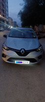 voitures-renault-clio-5-evolution-2023-oran-algerie