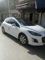 voitures-peugeot-308-2013-ras-el-aioun-batna-algerie