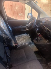 السيارات-النفعية-fiat-doblo-2025-باتنة-الجزائر