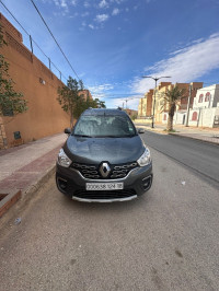 voitures-renault-kangoo-2024-stepway-laghouat-algerie