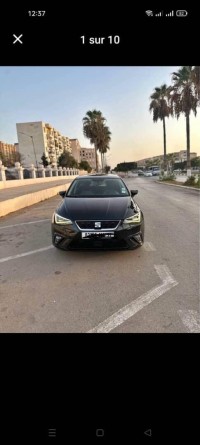 سيارات-seat-ibiza-2018-high-معسكر-الجزائر