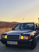 grande-berline-mercedes-classe-e-1993-e190-batna-algerie