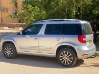 Skoda Yeti 2015 Edition (avec toit panoramique)