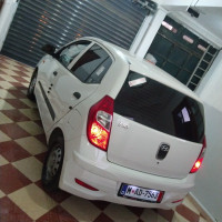 voitures-hyundai-i10-2016-khemis-el-khechna-boumerdes-algerie