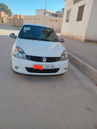 voitures-renault-clio-campus-2013-relizane-algerie