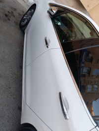 voitures-peugeot-208-2015-allure-facelift-setif-algerie