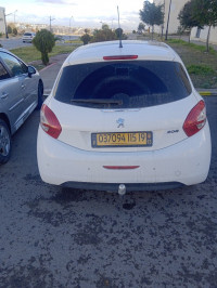 voitures-peugeot-208-2015-allure-setif-algerie