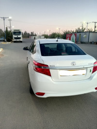 voitures-toyota-yaris-sedan-2014-touggourt-algerie