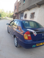 voitures-renault-clio-classique-2002-djelfa-algerie