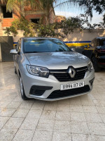 voitures-renault-symbol-2017-blida-algerie