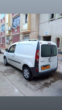 voitures-renault-kangoo-2011-sidi-naamane-medea-algerie