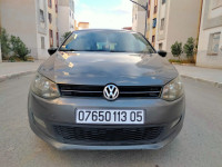 voitures-volkswagen-polo-2013-black-et-silver-batna-algerie