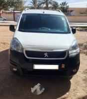 utilitaire-peugeot-partner-2015-guigba-batna-algerie