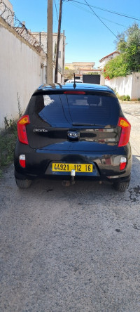 voitures-kia-picanto-2012-pop-bouzareah-alger-algerie