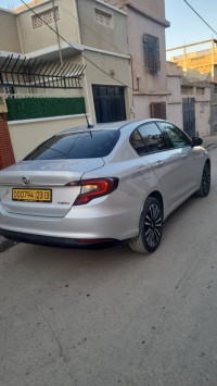 voitures-fiat-tipo-sedan-2023-life-tlemcen-algerie