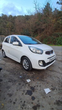 voitures-kia-picanto-2015-pop-blida-algerie