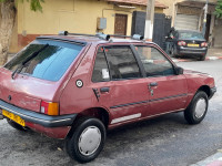 voitures-peugeot-205-1985-mouzaia-blida-algerie