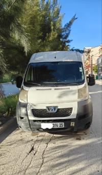 عربة-نقل-peugeot-boxeur-قسنطينة-الجزائر