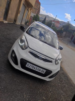 voitures-kia-picanto-2014-brazilia-amizour-bejaia-algerie