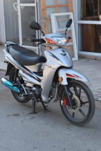 motos-et-scooters-magic-2-sym-2024-kolea-tipaza-algerie