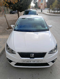 voitures-seat-ibiza-2019-style-batna-algerie