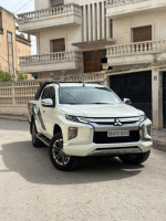 voitures-mitsubishi-l200-2022-doube-cabine-evolution-constantine-algerie