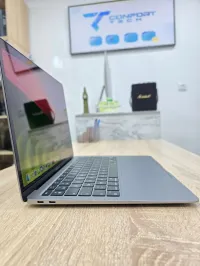 MacBook Air M1  13.3 2020 8GB /256GB