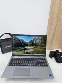 DELL PRECISION  3570 15.6"  i5 1250P 16GB/512GB