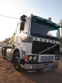 camion-volvo-f12-td121-1983-sidi-bel-abbes-algerie