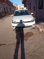 moyenne-berline-volkswagen-golf-7-2017-mostaganem-algerie