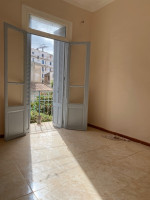 appartement-vente-f2-alger-bab-el-oued-algerie