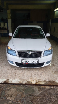 voitures-skoda-octavia-2012-oum-el-bouaghi-algerie