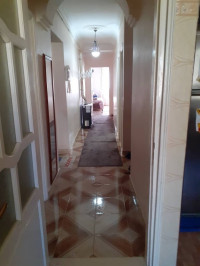 appartement-location-f5-alger-bouzareah-algerie