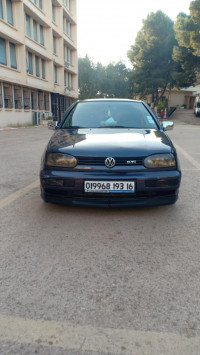 voitures-volkswagen-golf-3-1993-les-eucalyptus-alger-algerie