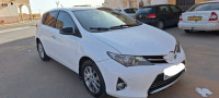 voitures-toyota-auris-2014-ouargla-algerie