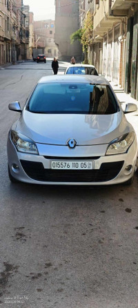 voitures-renault-megane-3-2010-batna-algerie