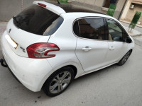 voitures-peugeot-208-2014-allure-msila-algerie