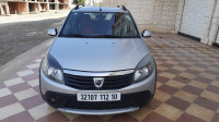 voitures-dacia-sandero-2012-bouira-algerie