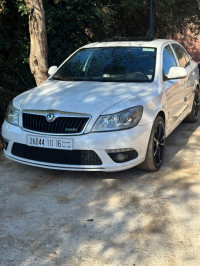 voitures-skoda-octavia-2011-virs-dely-brahim-alger-algerie