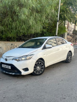 berline-toyota-yaris-sedan-2015-constantine-algerie