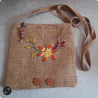 sacs-sac-original-en-broderie-a-mains-mostaganem-algerie