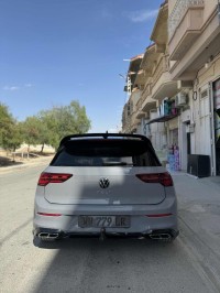 سيارات-volkswagen-golf-8-2021-r-line-أم-البواقي-الجزائر