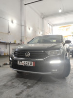 voitures-volkswagen-t-roc-2022-activ-algerie